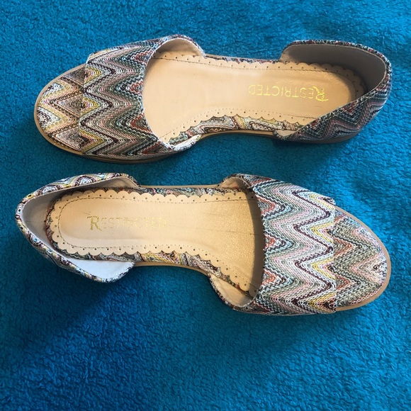 Boho style Flats - Picture 1 of 8